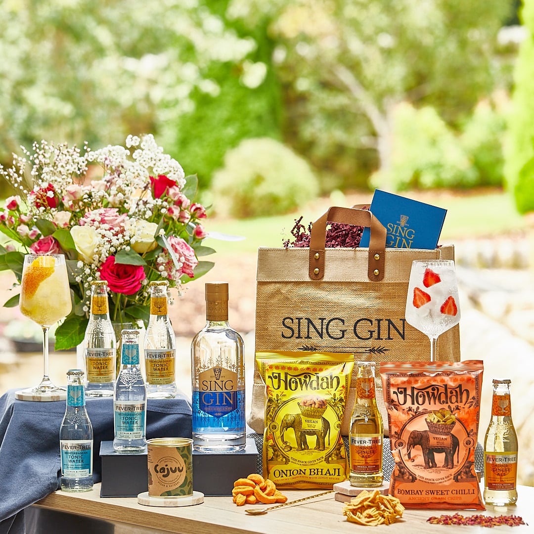 Savoury Snacks & Gin Hamper